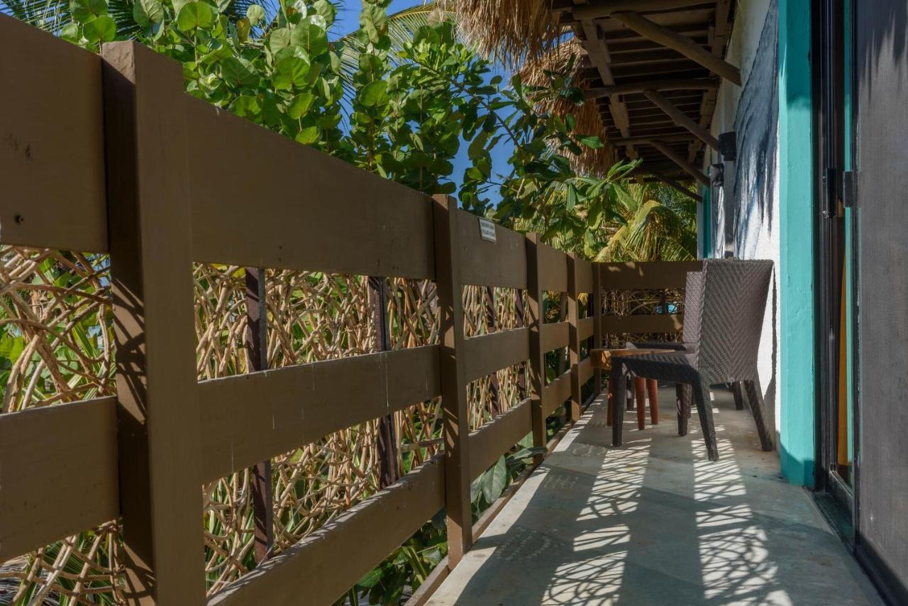 Hotel Villas Tiburon Isla Holbox Exteriör bild