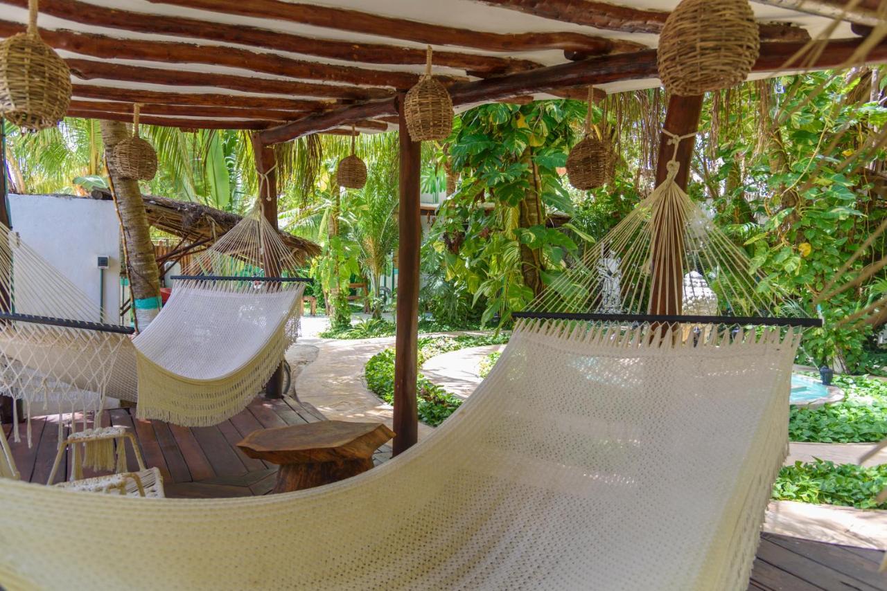 Hotel Villas Tiburon Isla Holbox Exteriör bild