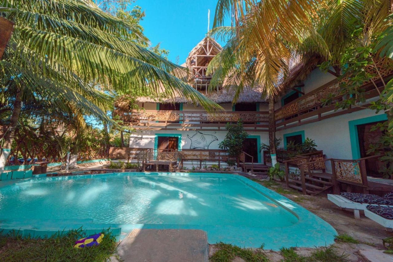 Hotel Villas Tiburon Isla Holbox Exteriör bild